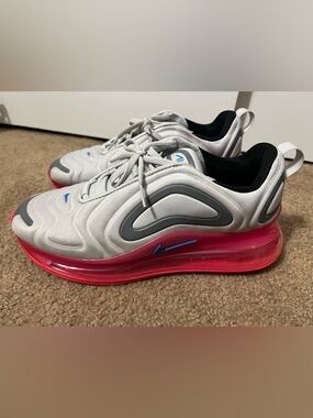 Nike Air Max 720 youth 6.5